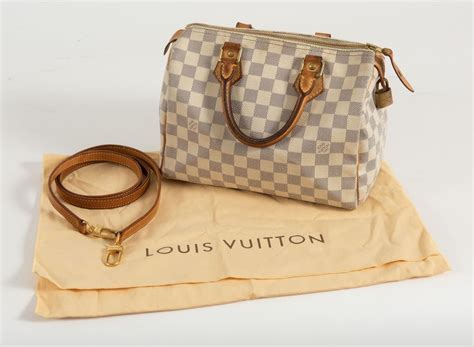 bauletto louis vuitton seconda mano made in france|are louis vuitton bags made in france.